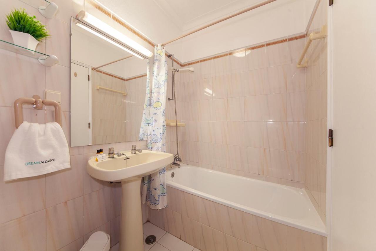 B25 - Candimar Beach Apartment Portimão Eksteriør billede
